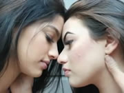 Lesbians Kisses